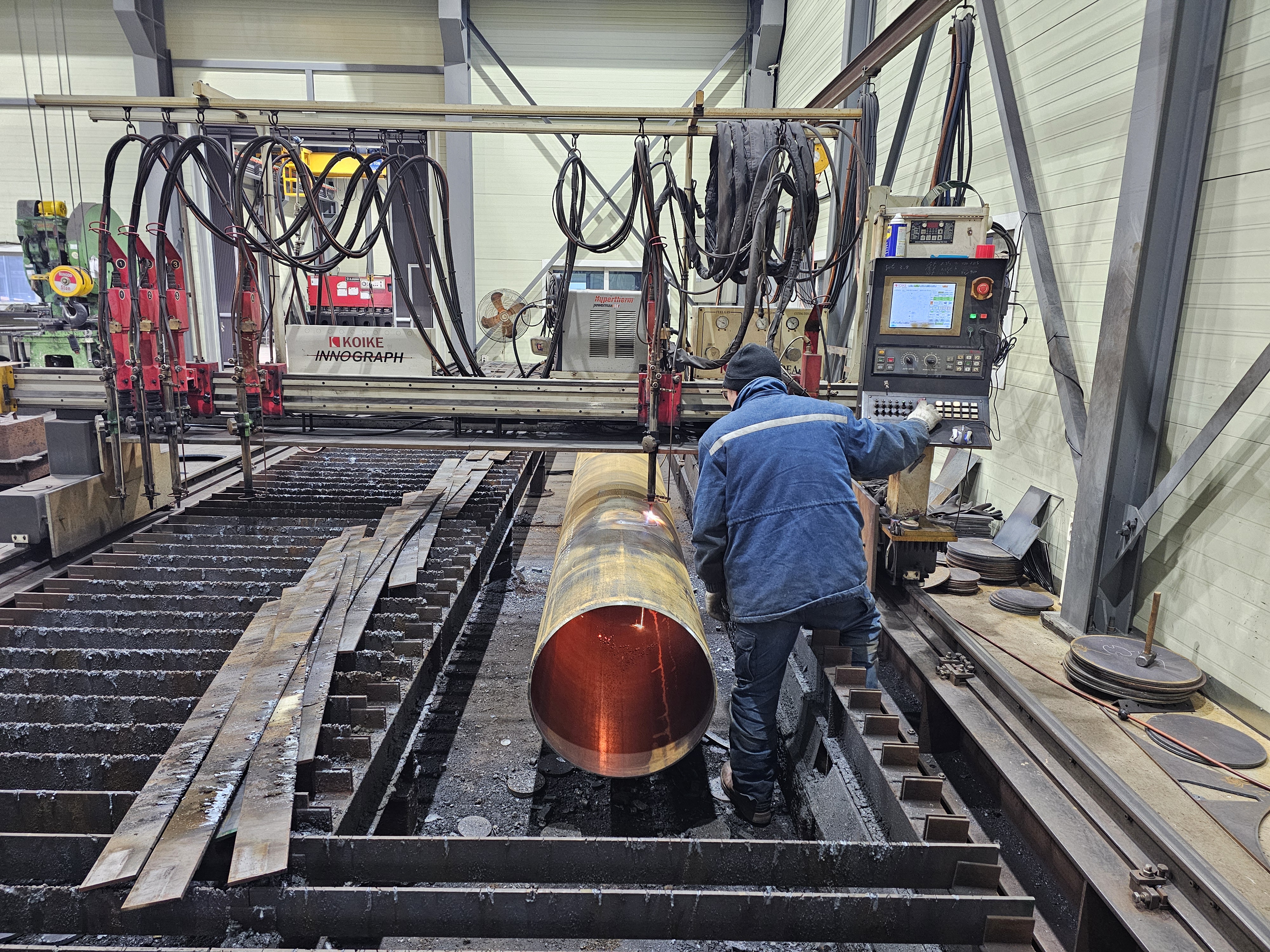 (주)이도테크의 최신 레이저 가공기